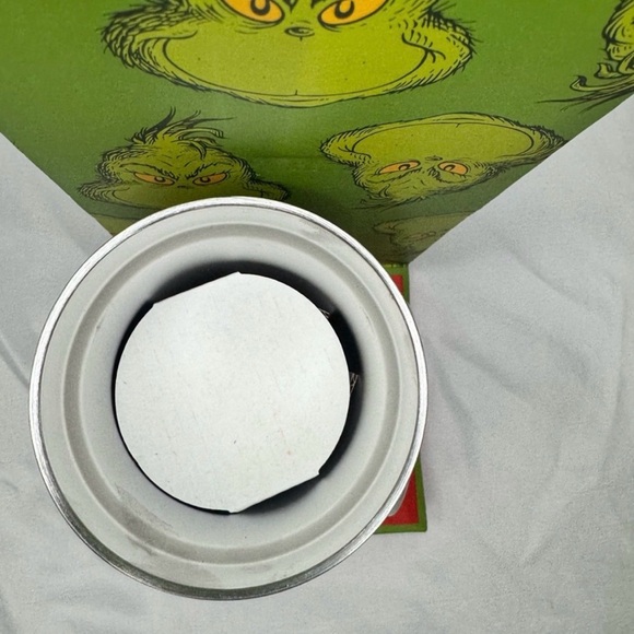 Grinch with Santa Hat Stainless Steel Cup - Picture 4 of 4